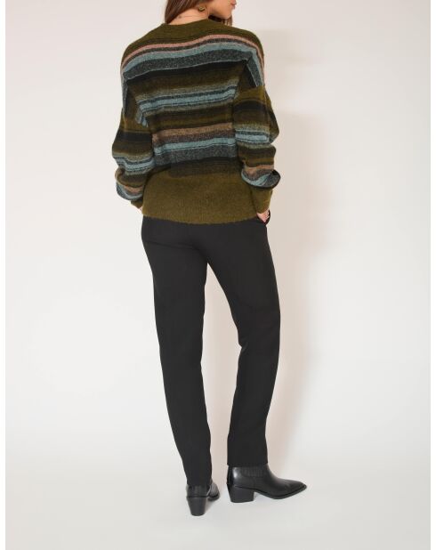 Khakifarbener Pullover Karter