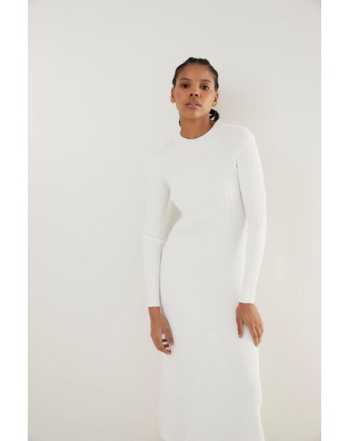 Alejandra Punto ecrufarbenes Kleid