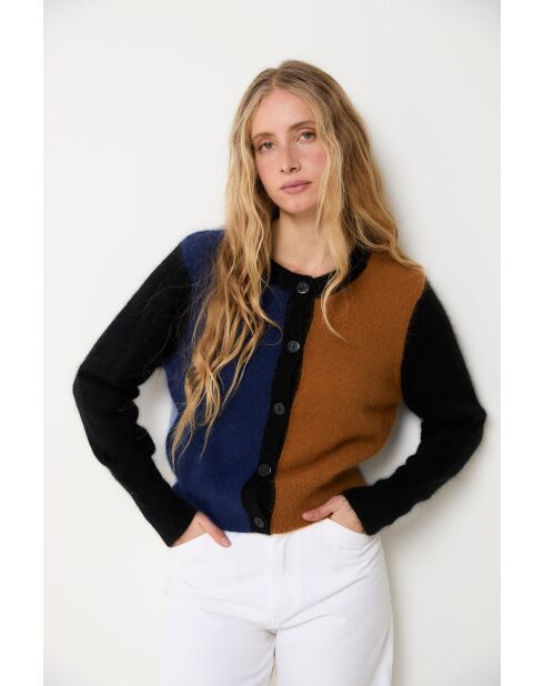 Blaue Jacke Nagoya Punto