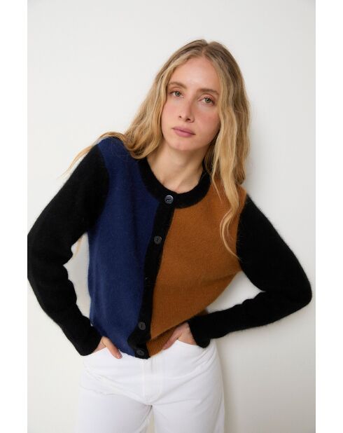 Blaue Jacke Nagoya Punto