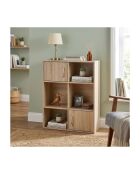 Estante de almacenamiento con 6 compartimentos, 2 puertas, decoración de madera clara