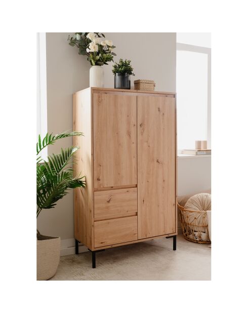 Aparador alto Plock con 2 puertas, 2 cajones y 2 estantes en colores madera marrón claro y negro, H.139 cm