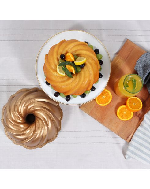 Moule à gâteau rond Pinwheel Serenk Fun Cooking cuivre - 24 cm