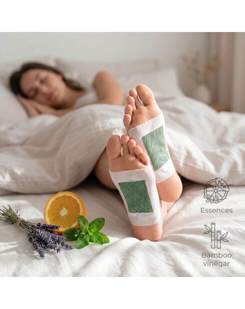 Patchs détoxifiants pour les pieds aux essences blancs - 30 unités