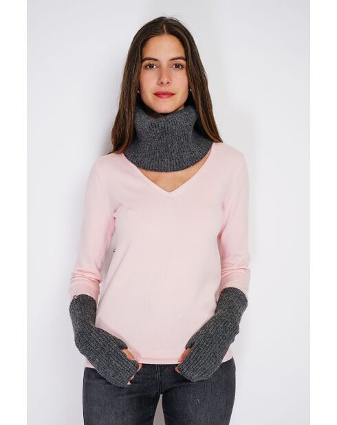 Girocollo in misto cashmere a costine con lupo a 12 strati