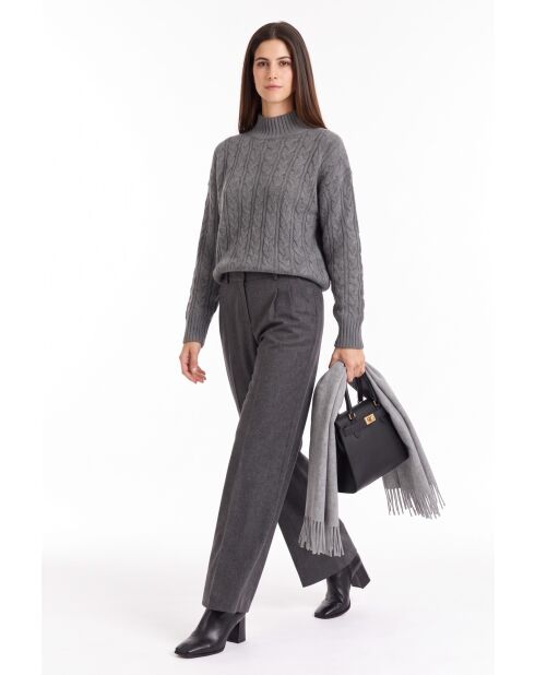 Gliss Langarmpullover aus Flanellwolle mit Zopfausschnitt