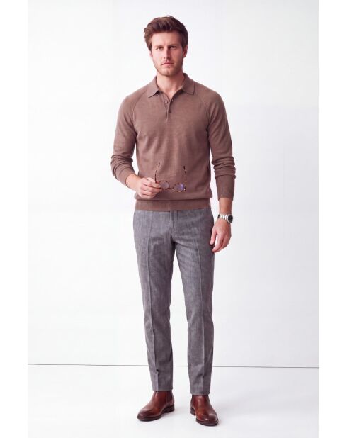 Maglione Thomas marrone con collo a polo con bottoni, maniche lunghe