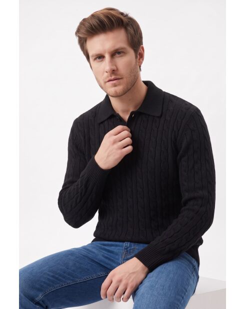 Maglia Camille in lana nera a 4 fili con scollo a trecce