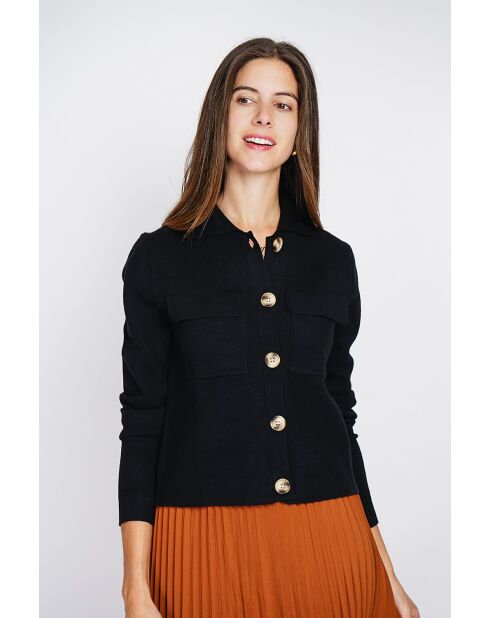 Haley chique vest met knoopsluiting, zwarte klepzakken met lange mouwen