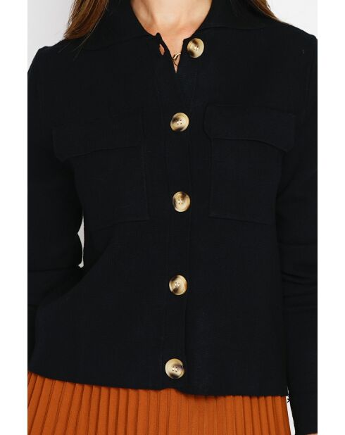 Haley chique vest met knoopsluiting, zwarte klepzakken met lange mouwen