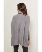 Grauer Poncho Augustin