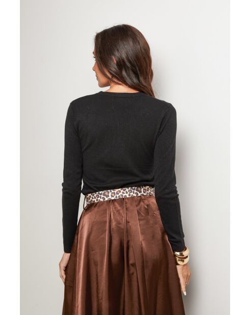 Schwarzer Pullover im Juli