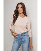 Rosafarbener Pullover im Juli