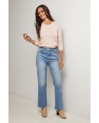 Rosafarbener Pullover im Juli