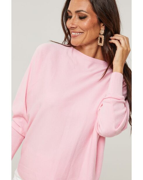 Rosafarbener Pullover Miss