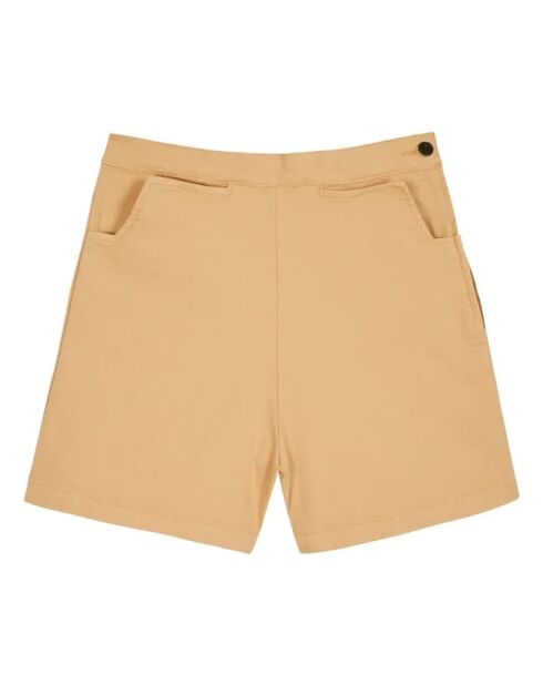 Beigefarbene Shorts