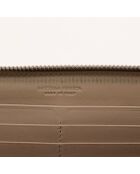 Portefeuille en cuir Intrecciato taupe - 19 x 11 x 3 cm