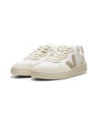V-90 O.T. taupe en witte leren sneakers