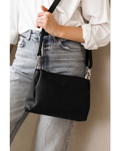 Melfi Schultertasche aus schwarzem Leder - 26x19x9cm