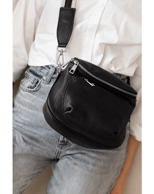 Favara Schultertasche aus schwarzem Leder - 24x19x7cm