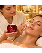 Feuchtigkeitsspendende Nachtcreme mit 0,2% Retinol — 50 ml