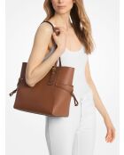 Grand sac cabas en cuir Voyager Saffiano marron - 15,8x28x29,2 cm
