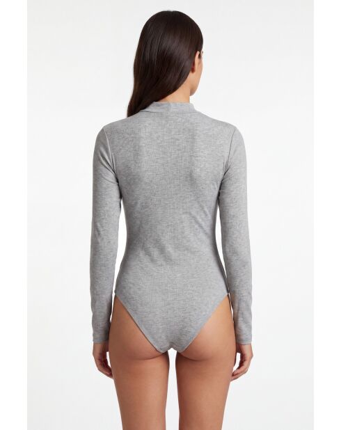 Body de algodón aglaé con cuello alto, mangas largas, franela