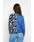 Jersey de cuello alto Carla, manga larga, vaqueros azules