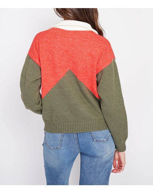 Khakifarbener Langarmpullover mit Trucker-Kragen Malika