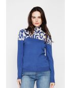 Luna sweater blauwe spijkerbroek met hoge hals en lange mouwen