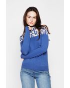 Luna sweater blauwe spijkerbroek met hoge hals en lange mouwen