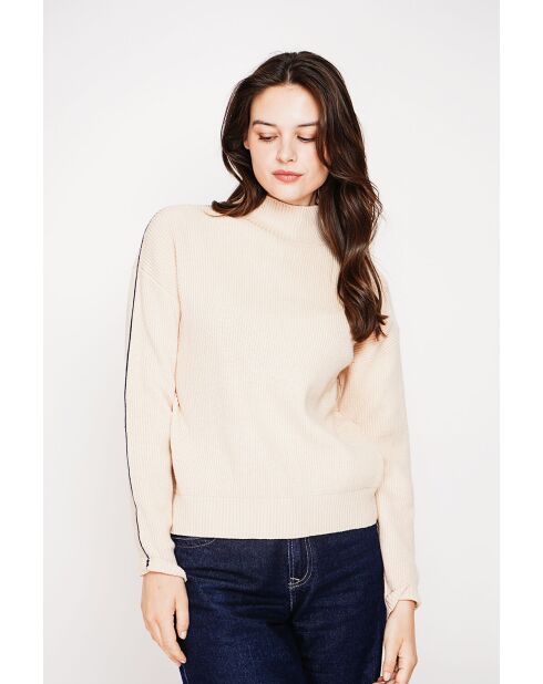 Jersey de cuello alto color crema