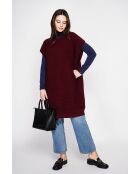 Vestido poncho burdeos con cuello redondo