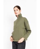Khakifarbener Pullover mit Stehkragen