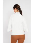 Jersey de cuello alto con cables naturales