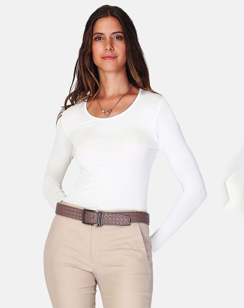 Envía una camiseta interior natural