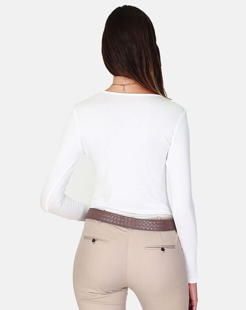 Envía una camiseta interior natural
