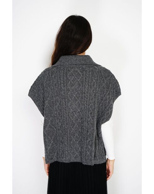 Großer Kapuzenpullover aus Wolf-Cashmere-Mischung