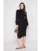 Schwarzes Kleid mit Stehkragen