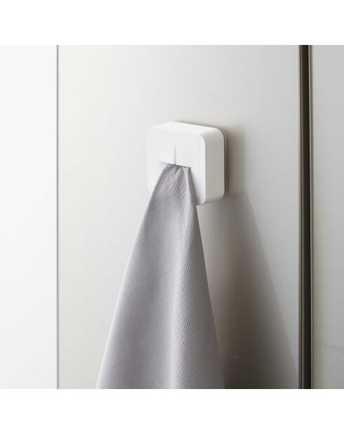 Tower Film Hook witte zelfklevende handdoekhouder - 5,5x2x5,5 cm