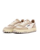 Wildpace Low-Top-Sneakers aus beigem Leder