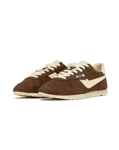 Low-Top-Sneaker Windspin aus Veloursleder in Braun/Ecru