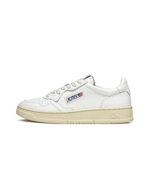 Low-Top-Sneaker Medalist aus Leder in Weiß/Cremefarben