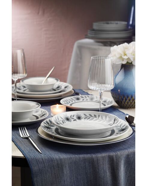 Set de vajilla de porcelana blanca - 24 piezas