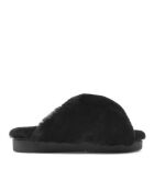 Klassische schwarze Ledersandalen