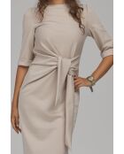 Robe beige à nouer sur le côté