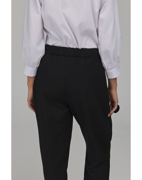 Pantalon noir à boutons brandebourg coupe classique