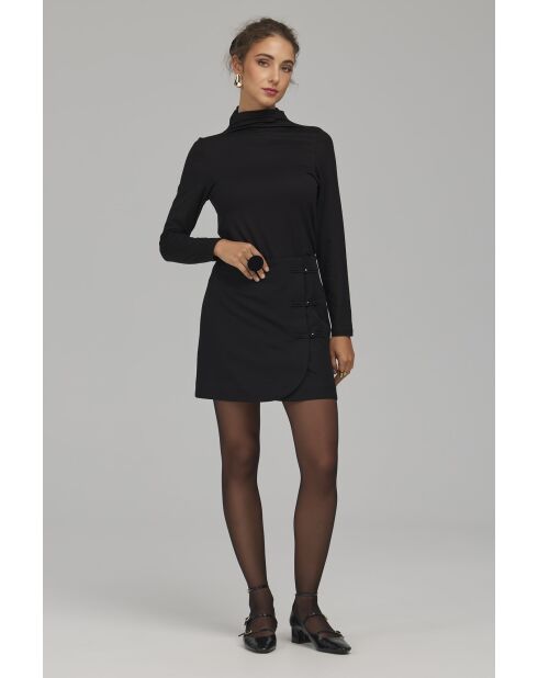 Schwarze, taillierte Bluse mit Stehkragen