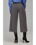 Graue, weit geschnittene Hose