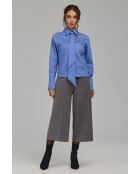 Graue, weit geschnittene Hose